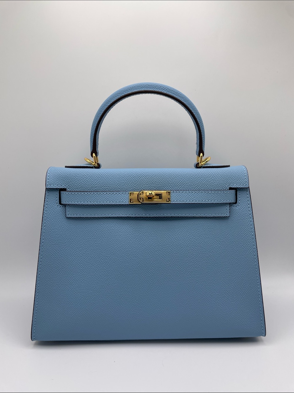 The Kinsley 25 - Bleu Linen